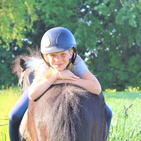 Ferienbauernhof Liesenberg Ferienreihenhaus Obstwiese