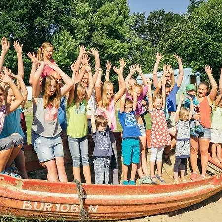 Ferienbauernhof Liesenberg Ferienreihenhaus Obstwiese Apartment *