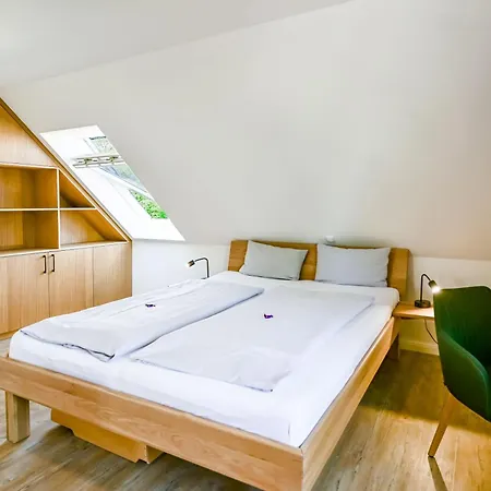 Ferienbauernhof Liesenberg Ferienreihenhaus Obstwiese Fehmarn